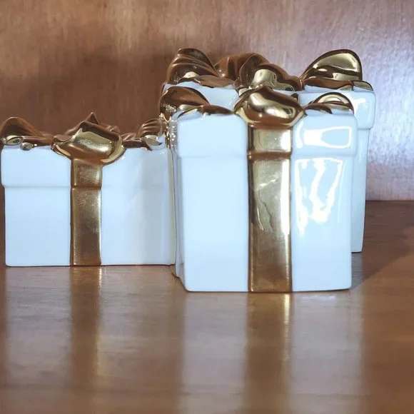 Mikasa Holiday Elegance Gold Porcelain Triple Taper Candle Holder Christmas - Picture 3 of 9